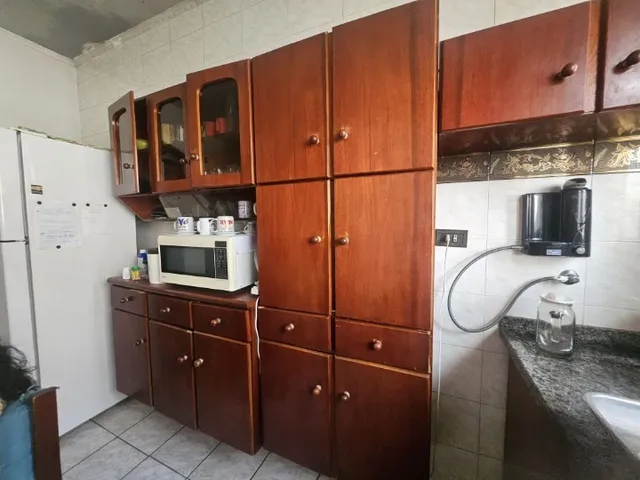 Sobrado 3 quartos e 2 banheiros, à venda ou para alugar, no bairro Vila Scarpelli em Santo André