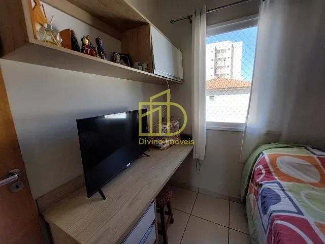 Sobrado 3 quartos e 2 banheiros, à venda, no bairro Vila Olímpia em Sorocaba