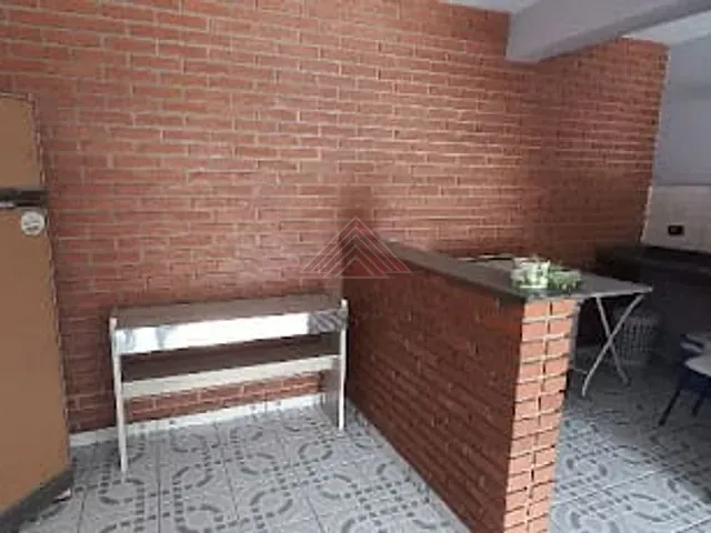 Sobrado com 500m² 3 quartos e 5 banheiros, à venda, no bairro Vila Nossa Senhora das Vitórias em Mauá