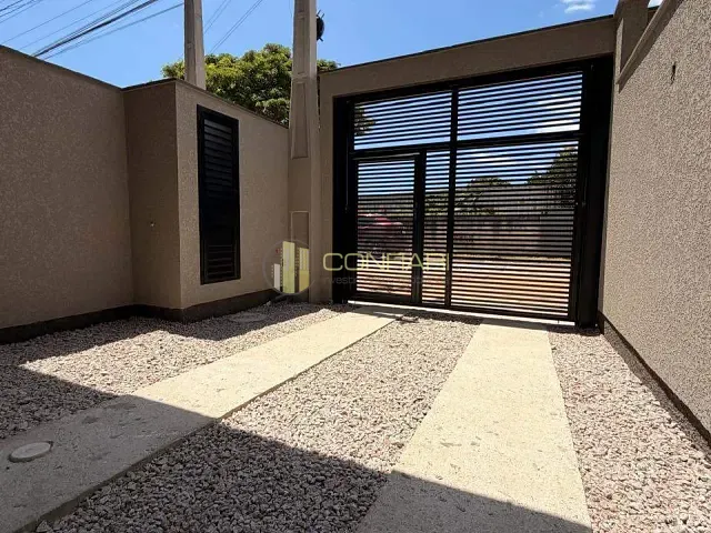 Sobrado 2 quartos e 3 banheiros, à venda, no bairro bombas em Bombinhas