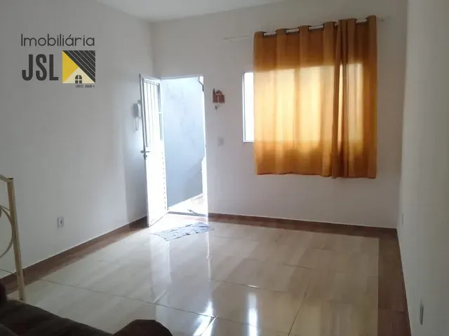 Sobrado com 61m² 2 quartos e 1 banheiro, à venda, no bairro Residencial Esperança em Caçapava