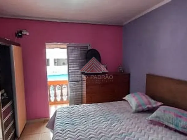 Sobrado com 181m² 3 quartos e 2 banheiros, à venda, no bairro Vila Magini em Mauá