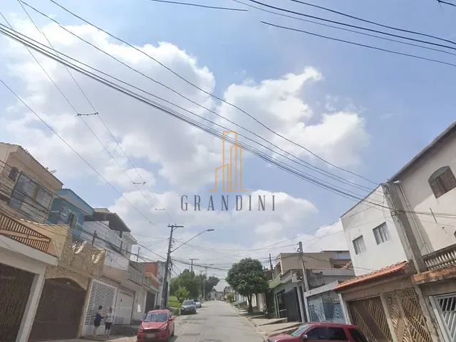 Sobrado com 125m² 4 quartos e 2 banheiros, à venda, no bairro Jardim Las Vegas em Santo André