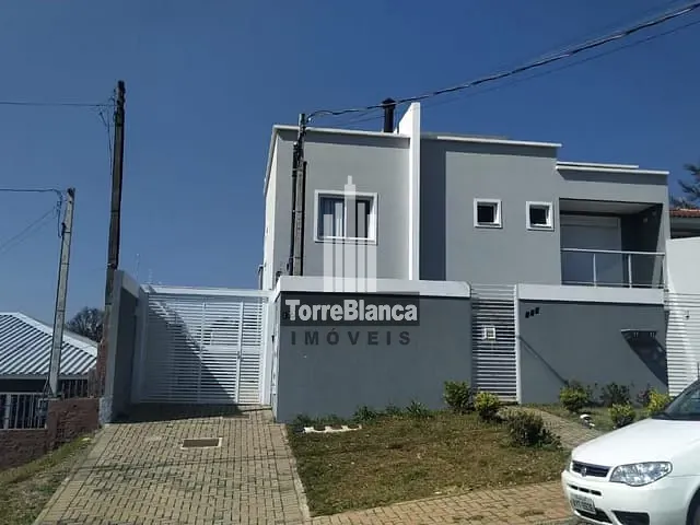 Sobrado com 100m² 3 quartos e 2 banheiros, à venda, no bairro Olarias em Ponta Grossa