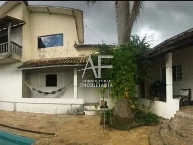 Sobrado com 450m² 3 quartos e 2 banheiros, à venda, no bairro São Gonçalo em Taubaté