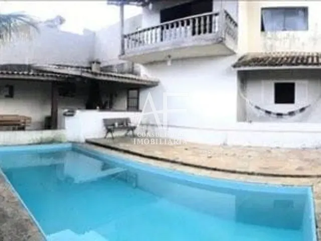 Sobrado com 450m² 3 quartos e 2 banheiros, à venda, no bairro São Gonçalo em Taubaté
