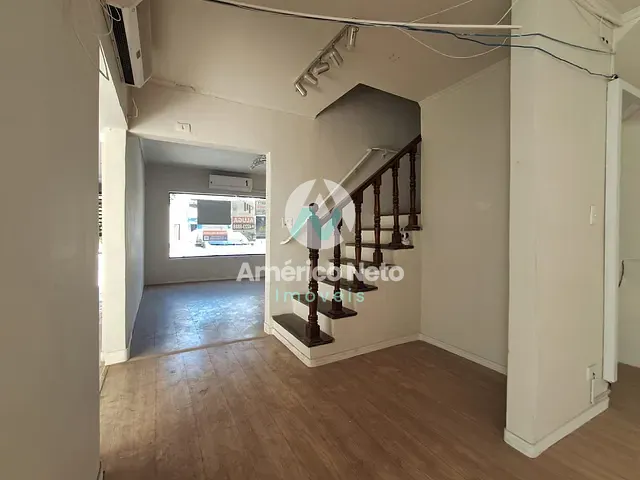 Sobrado com 245m² 4 quartos e 2 banheiros, à venda, no bairro Santa Paula em São Caetano do Sul