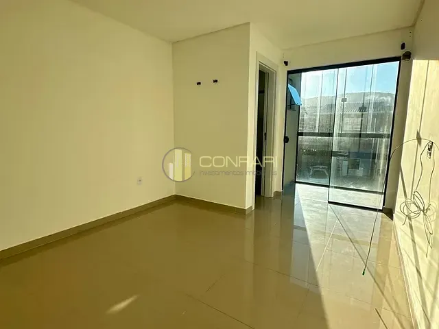 Sobrado 2 quartos e 3 banheiros, para alugar, no bairro morretes em Itapema