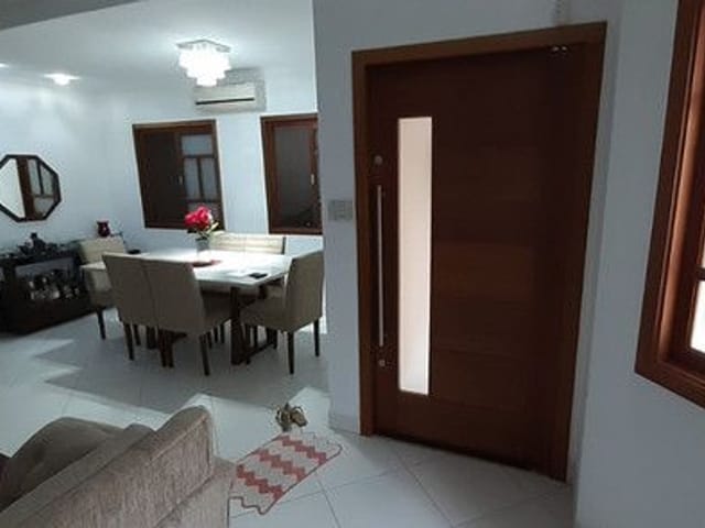 Foto do Sobrado - Sobrado à venda, 180 m² por R$ 562.000,00 - Jardim Siesta - Jacareí/SP | RUSSI IMÓVEIS