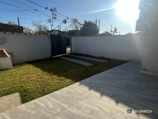 Sobrado com 225m² 2 quartos e 3 banheiros, à venda, no bairro Maitinga em Bertioga