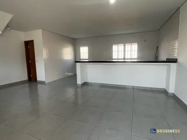 Sobrado com 225m² 2 quartos e 3 banheiros, à venda, no bairro Maitinga em Bertioga