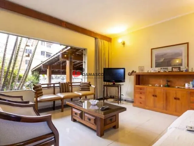 Sobrado com 450m² 3 quartos e 5 banheiros, à venda, no bairro Santa Paula em São Caetano do Sul