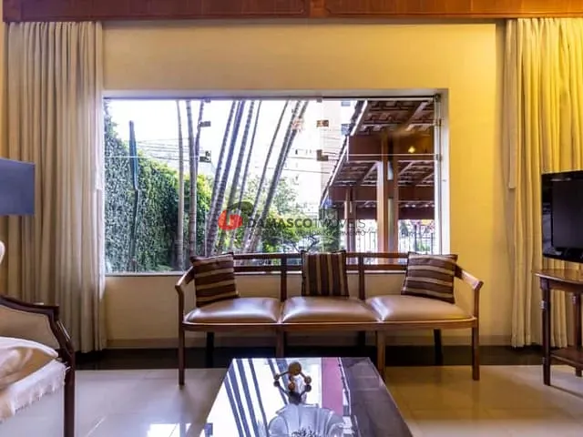 Sobrado com 450m² 3 quartos e 5 banheiros, à venda, no bairro Santa Paula em São Caetano do Sul