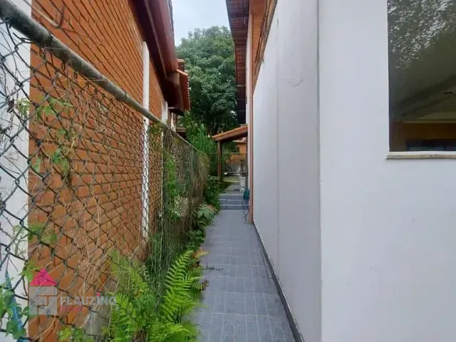Sobrado com 500m² 4 quartos e 5 banheiros, à venda, no bairro Parque Munhoz em São Paulo