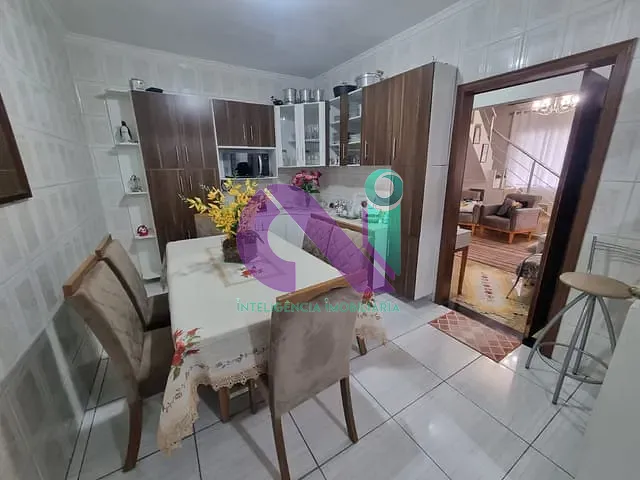 Sobrado com 114m² 2 quartos e 2 banheiros, à venda, no bairro Jardim das Flores em Osasco