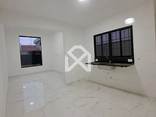 Sobrado com 61m² 2 quartos e 1 banheiro, à venda, no bairro Bom Jesus dos Perdões em Bom Jesus dos Perdões