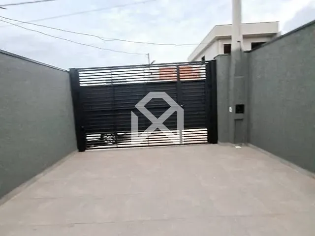 Sobrado com 61m² 2 quartos e 1 banheiro, à venda, no bairro Bom Jesus dos Perdões em Bom Jesus dos Perdões