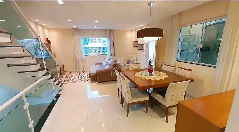 Casa de 3 quartos à venda em Parque Vitória, São Paulo