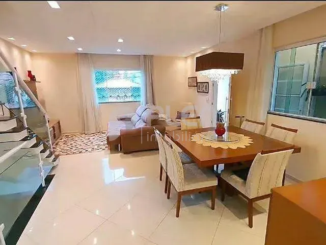 Sobrado 3 quartos e 4 banheiros, à venda, no bairro Parque Vitória em São Paulo