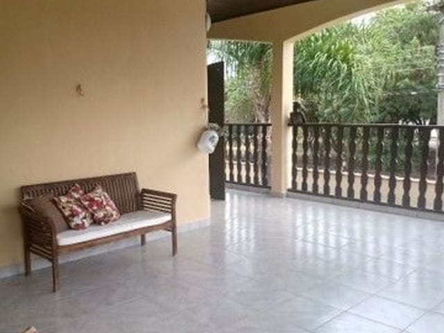 Foto do Sobrado - Sobrado com 4 dormitórios à venda, 310 m² por R$ 745.000,00 - Jardim Santa Maria - Jacareí/SP | RUSSI IMÓVEIS