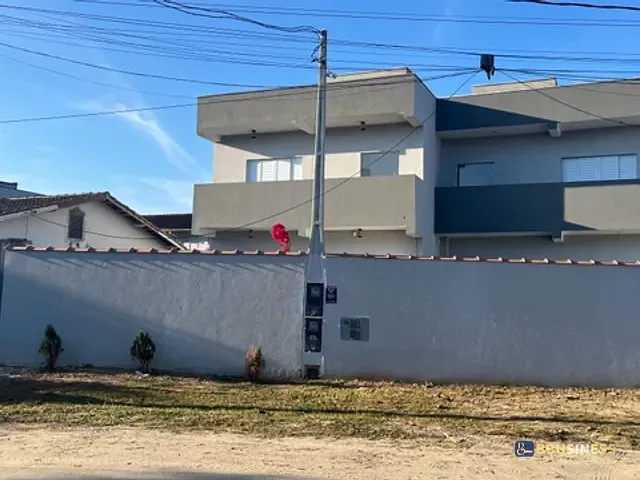 Sobrado com 199m² 2 quartos e 3 banheiros, à venda, no bairro Maitinga em Bertioga