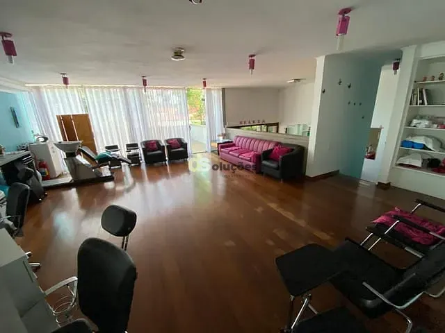 Sobrado com 400m² 5 quartos e 3 banheiros, à venda, no bairro Sumarezinho em São Paulo