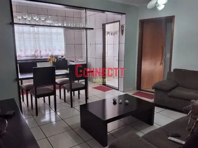 Sobrado com 218m² 5 quartos e 3 banheiros, à venda, no bairro Campos Elísios em Ribeirão Preto