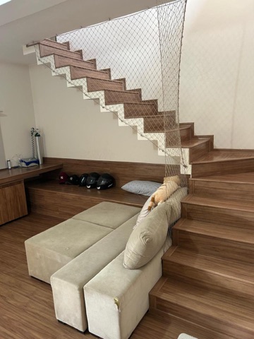 Sobrado com 450m² 6 quartos e 5 banheiros, à venda ou para alugar, no bairro Centro em Bertioga