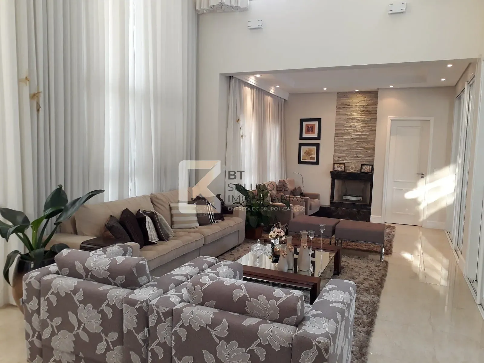Sobrado, 5 quartos, 420 m² - Foto 2