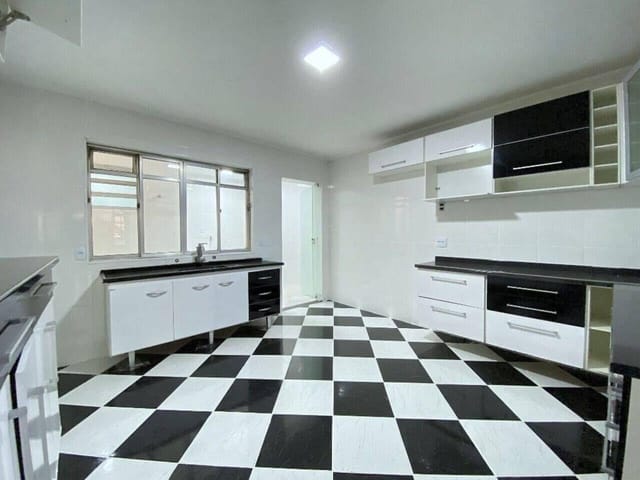 Sobrado com 150m² 3 quartos e 2 banheiros, à venda, no bairro Santa Paula em São Caetano do Sul