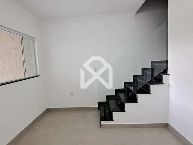 Sobrado com 100m² 2 quartos e 1 banheiro, à venda, no bairro Parque Boturussu em São Paulo