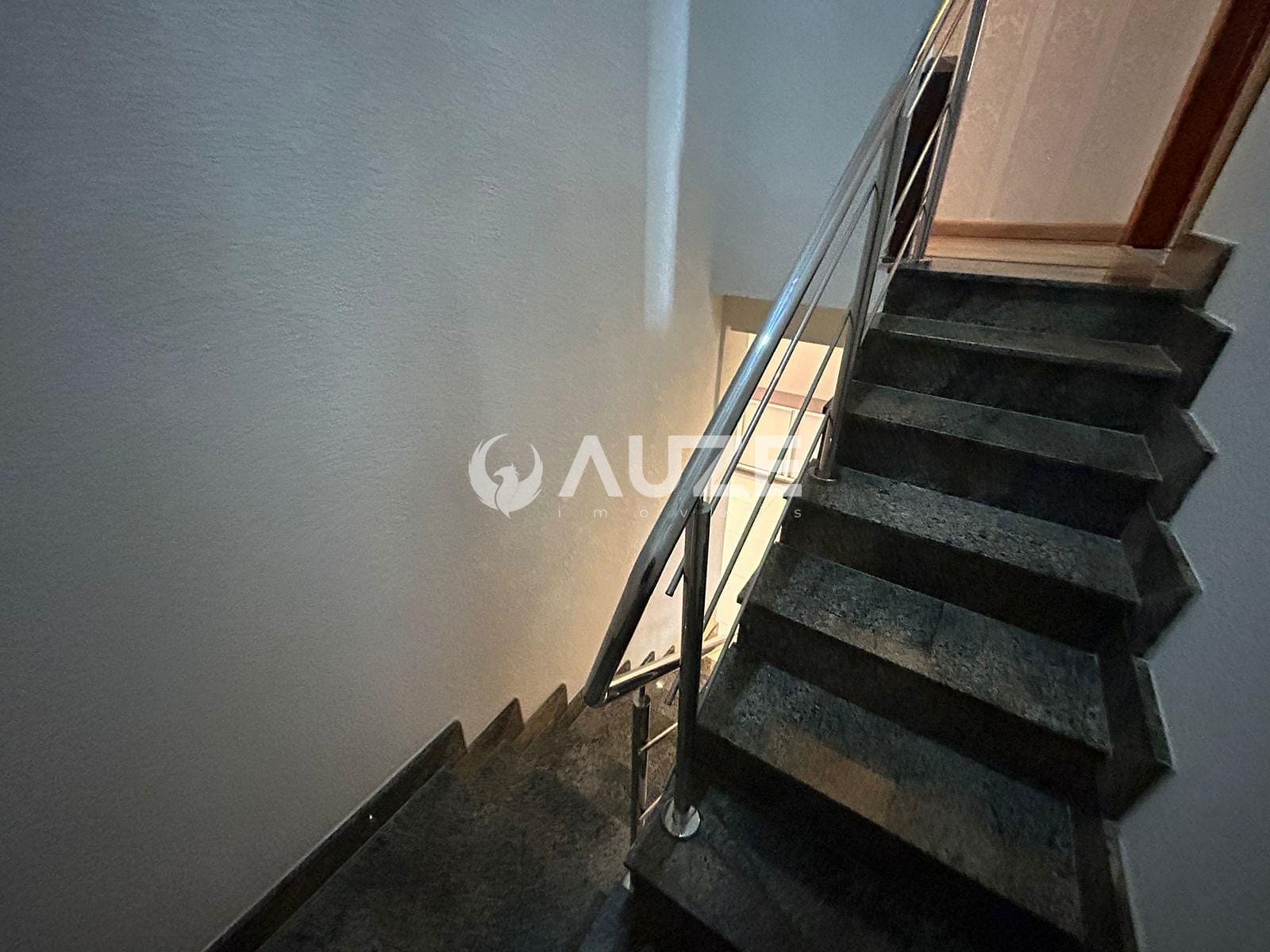 Sobrado à venda com 2 quartos, 130m² - Foto 10