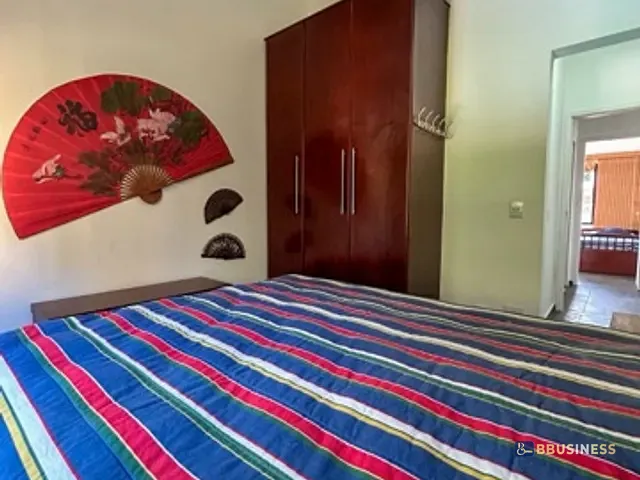 Sobrado com 92m² 3 quartos e 2 banheiros, à venda, no bairro Riviera em Bertioga
