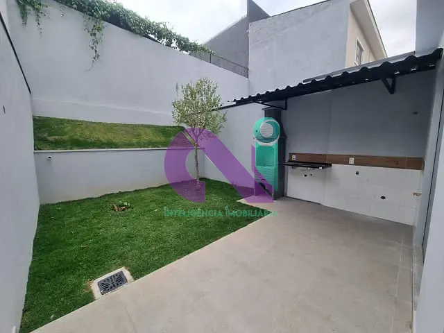 Sobrado com 110m² 2 quartos e 2 banheiros, à venda, no bairro Santo Antônio em Osasco