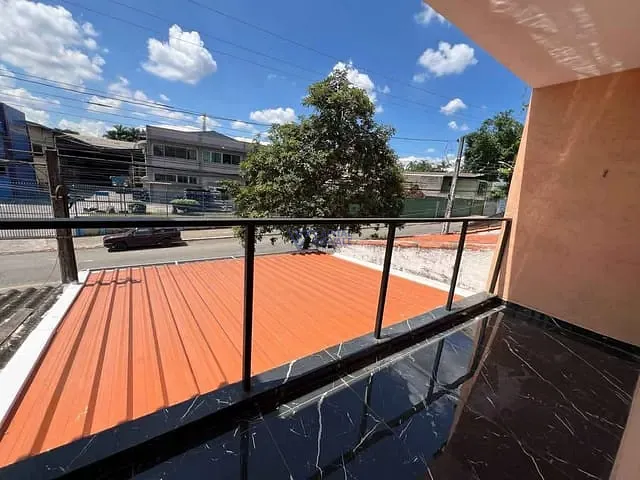 Sobrado com 137m² 3 quartos e 1 banheiro, à venda, no bairro Residencial União em São José dos Campos