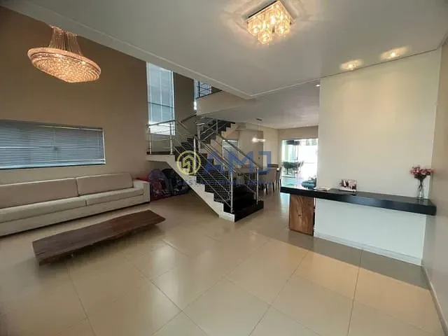 Sobrado com 397m² 4 quartos e 4 banheiros, à venda, no bairro Jardins Lisboa em Goiânia