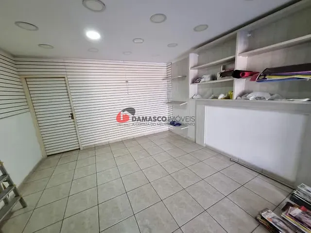 Sobrado com 128m² 3 quartos e 2 banheiros, para alugar, no bairro Barcelona em São Caetano do Sul