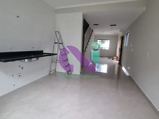 Sobrado com 110m² 2 quartos e 2 banheiros, à venda, no bairro Santo Antônio em Osasco