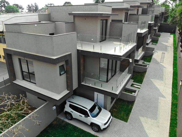 Foto do Sobrado - SONHO DE SOBRADO NOVO! PRONTO PARA MORAR - TRIPLEX COM TERRAÇO NO MELHOR DO BOQUEIRÃO | Auze Imóveis