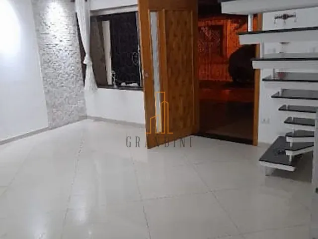 Sobrado com 172m² 3 quartos e 2 banheiros, à venda, no bairro Vila Palmares em Santo André