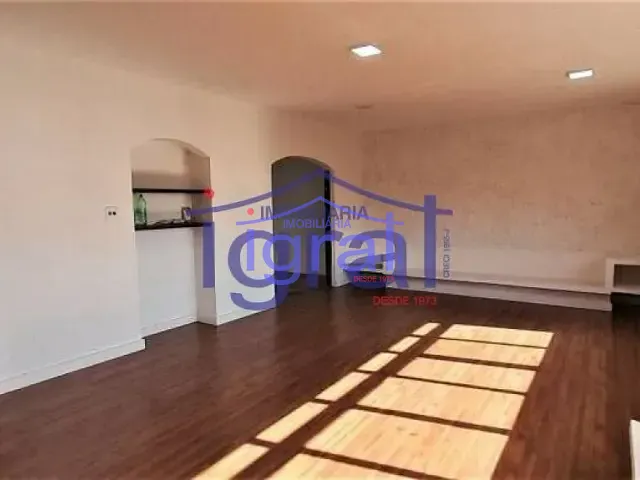 Sobrado com 334m² 4 quartos e 3 banheiros, à venda ou para alugar, no bairro Jabaquara em São Paulo