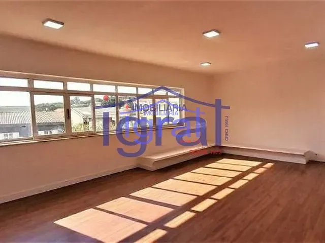 Sobrado com 334m² 4 quartos e 3 banheiros, à venda ou para alugar, no bairro Jabaquara em São Paulo