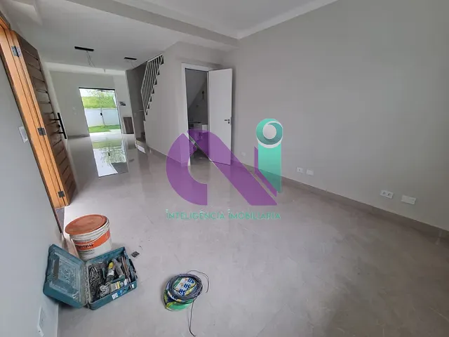 Sobrado com 110m² 2 quartos e 2 banheiros, à venda, no bairro Santo Antônio em Osasco