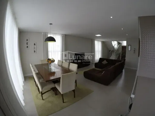 Sobrado com 270m² 3 quartos e 4 banheiros, à venda, no bairro Fazenda Rodeio em Mogi das Cruzes