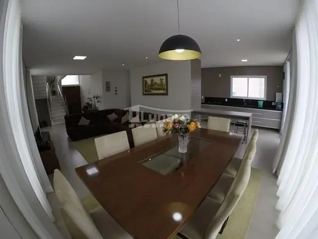 Sobrado com 270m² 3 quartos e 4 banheiros, à venda, no bairro Fazenda Rodeio em Mogi das Cruzes