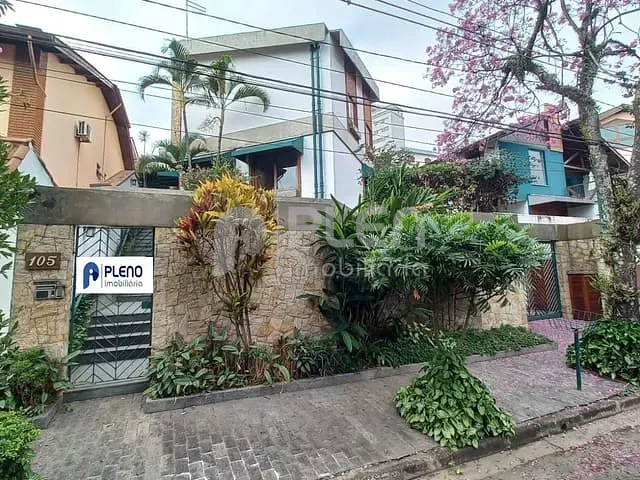 Sobrado com 467m² 6 quartos e 7 banheiros, à venda, no bairro Barro Branco (Zona Norte) em São Paulo
