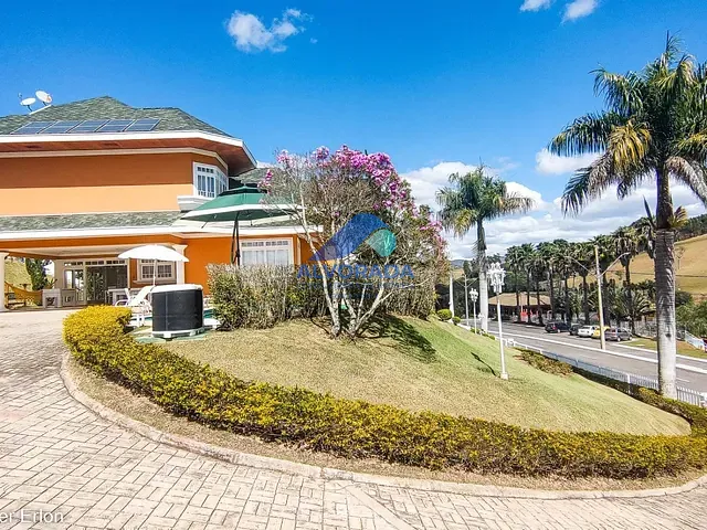 Sobrado com 2000m² 4 quartos e 6 banheiros, à venda, no bairro Zona Rural em Paraibuna