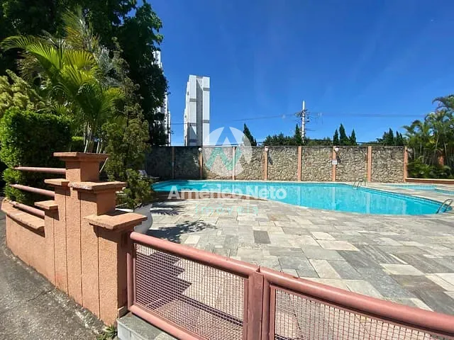 Sobrado com 162m² 3 quartos e 3 banheiros, à venda, no bairro Jardim São Caetano em São Caetano do Sul