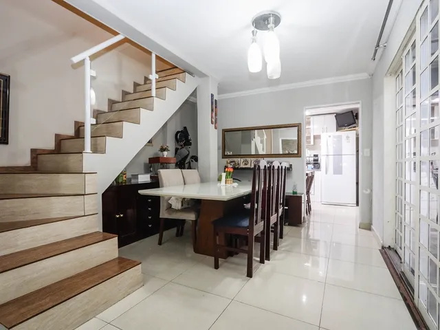 Sobrado com 295m² 3 quartos e 4 banheiros, à venda, no bairro Jardim São Luís em São Paulo