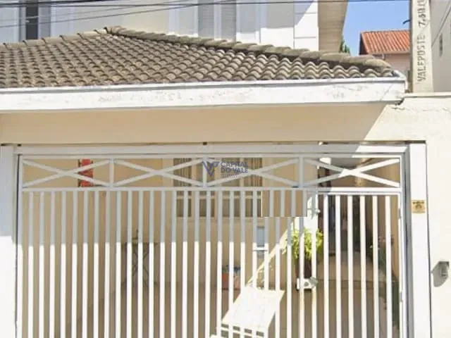 Sobrado com 130m² 3 quartos e 2 banheiros, à venda, no bairro Jardim das Indústrias em São José dos Campos